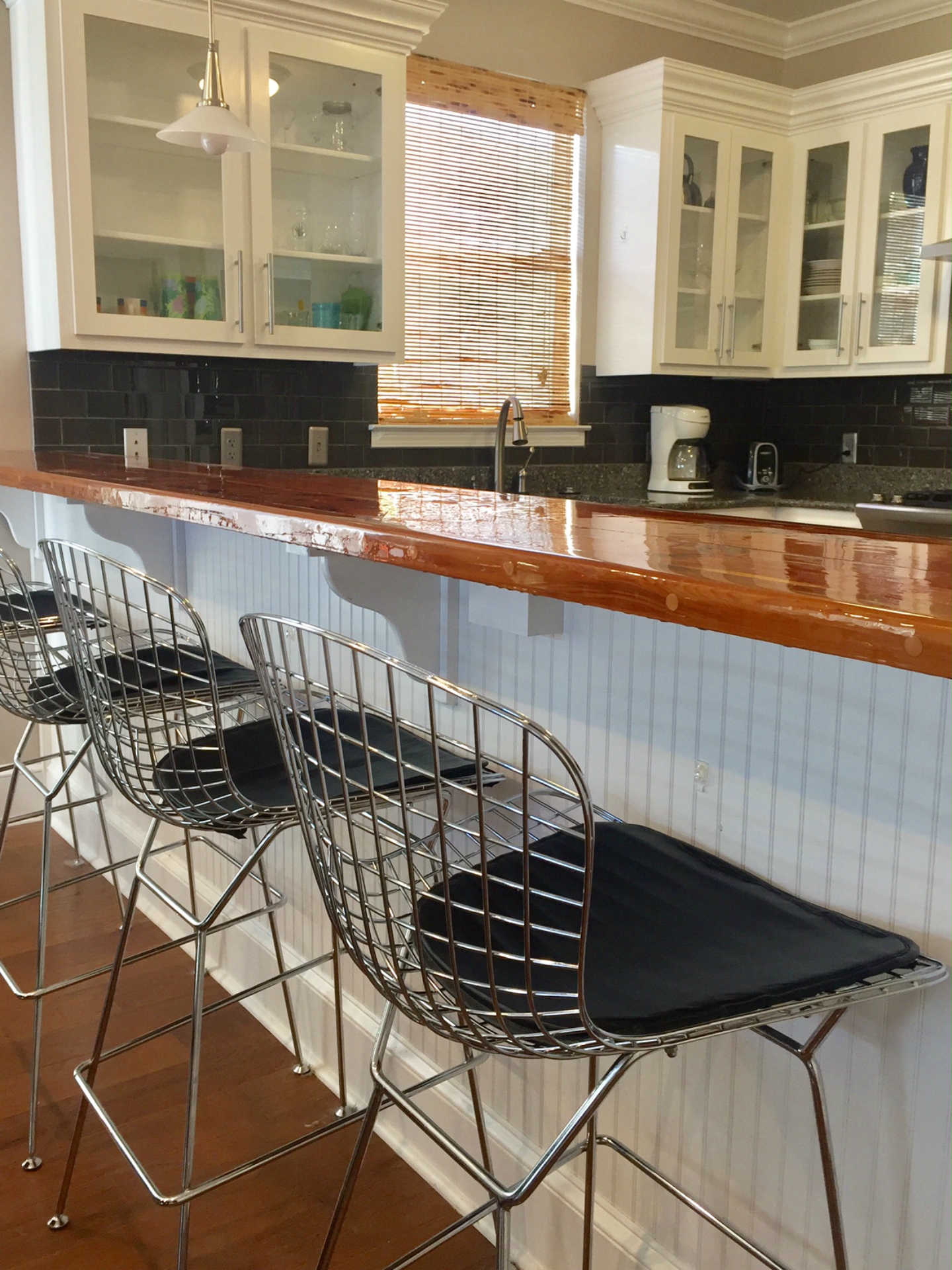 Kitchen Bar.jpg