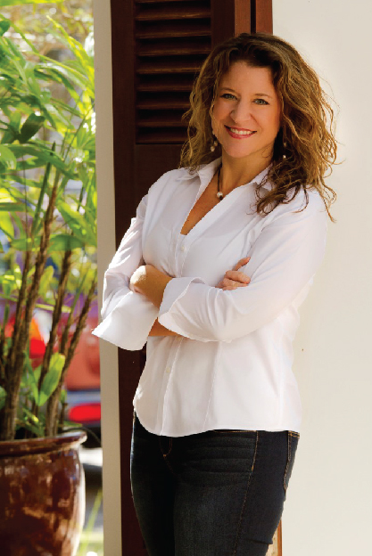 Mandy Headshot pic5-01.jpg