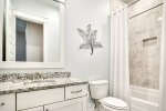 Guestbath.jpg