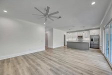 07living-kitchen.jpg